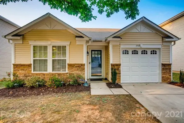 6519 Matlea CT, Charlotte, NC 28215