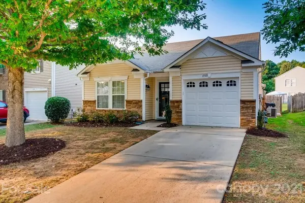 6519 Matlea CT, Charlotte, NC 28215