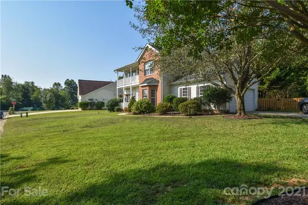 107 Currituck CT, Mooresville, NC 28117