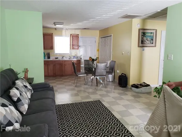 359/361 Turner ST #Lot 5, Lincolnton, NC 28092