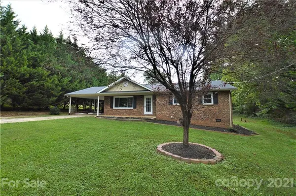 314 Cypress ST, Hudson, NC 28638