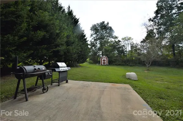 314 Cypress ST, Hudson, NC 28638