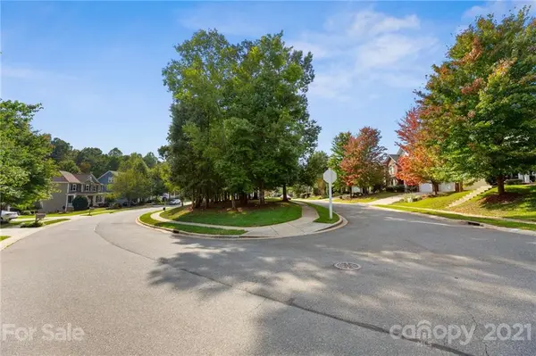 2217 Trading Ford DR, Waxhaw, NC 28173