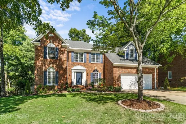 5127 Fairvista DR, Charlotte, NC 28269