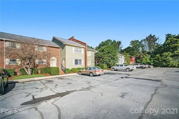 1300 Larchmont PL #808, Salisbury, NC 28144