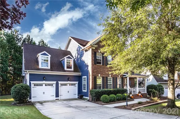 2060 Emerald Pines DR, Tega Cay, SC 29708