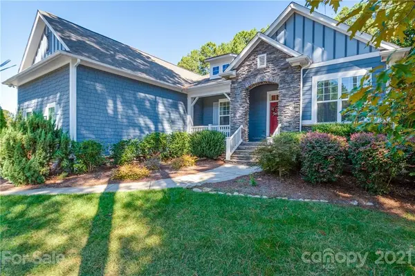 309 Holdsworth DR, Mount Holly, NC 28120
