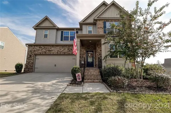 1422 Tomkins Knob DR, Fort Mill, SC 29715