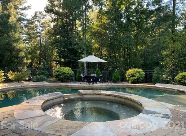 602 May Green DR, Lake Wylie, SC 29710