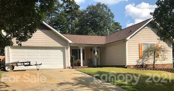 2816 Royal Ridge LN, Charlotte, NC 28212