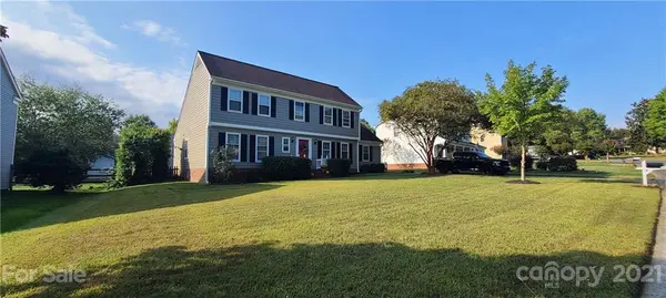 12330 Parks Farm LN, Charlotte, NC 28277