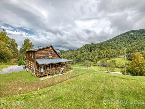 65 Blazing Star LN #2,3,& 4, Clyde, NC 28721