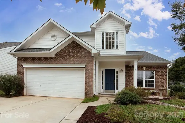 129 Morrocroft LN, Mooresville, NC 28117