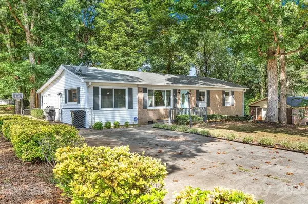1009 Union TER, Gastonia, NC 28056