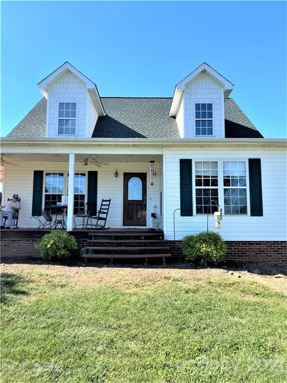 8140 Hutchison LN, Vale, NC 28168