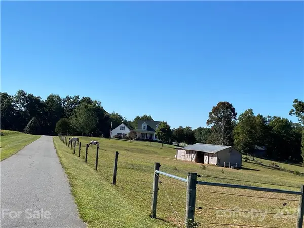 8140 Hutchison LN, Vale, NC 28168