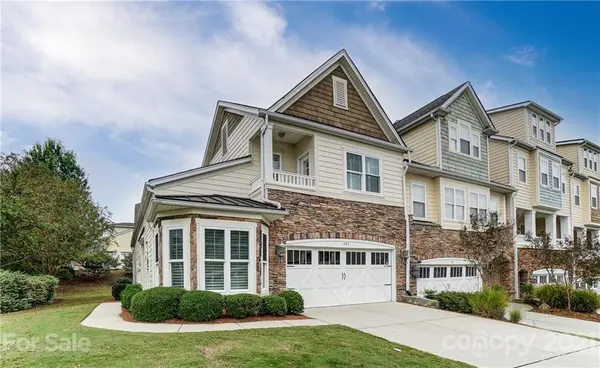 305 Wave Crest DR, Tega Cay, SC 29708