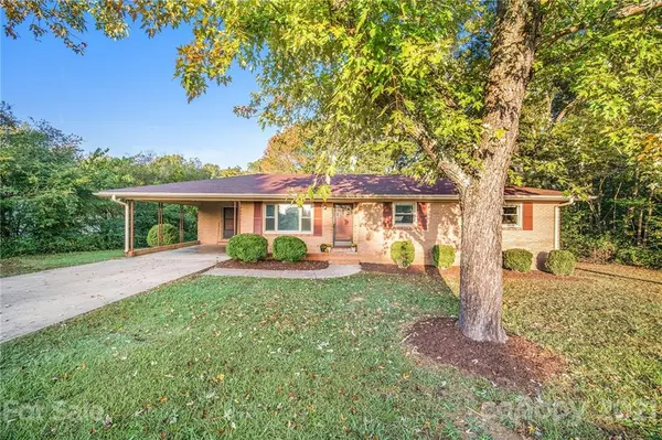 1065 Lawing DR, China Grove, NC 28023