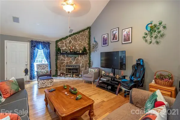 764 Chipmeadow LN, York, SC 29745