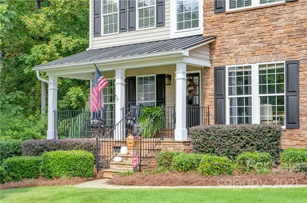 416 Rookery DR, Lake Wylie, SC 29710