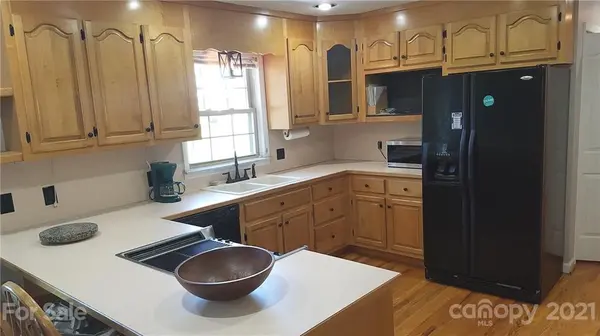 26 Montclair AVE, Granite Falls, NC 28630