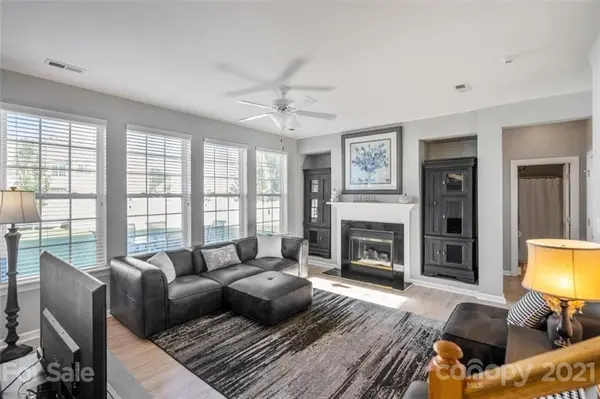 11015 Southfield DR, Charlotte, NC 28273