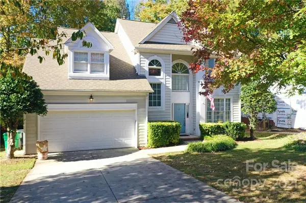 9319 Crofton Springs DR, Charlotte, NC 28269