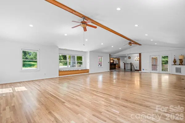 250 36th AVE NW, Hickory, NC 28601