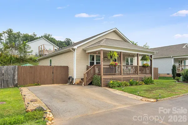 40 Quinn Hill LN, Mars Hill, NC 28754