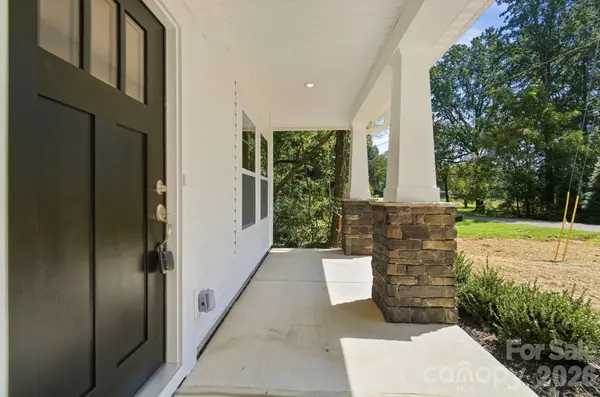 148 Brandy LN, Statesville, NC 28677