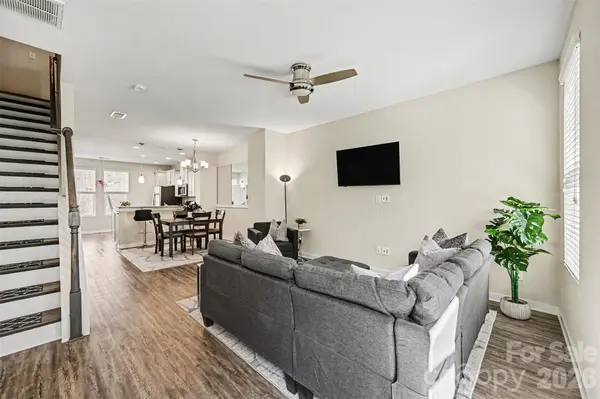 129 Capital AVE #C, Mooresville, NC 28117