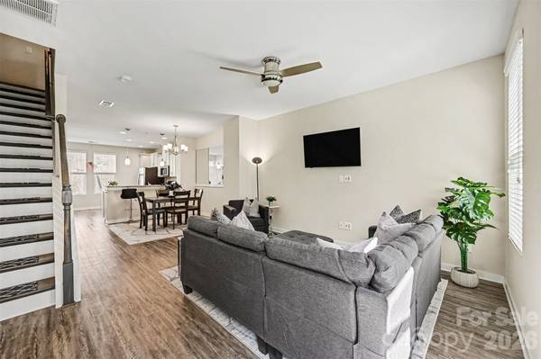 129 Capital AVE #C, Mooresville, NC 28117