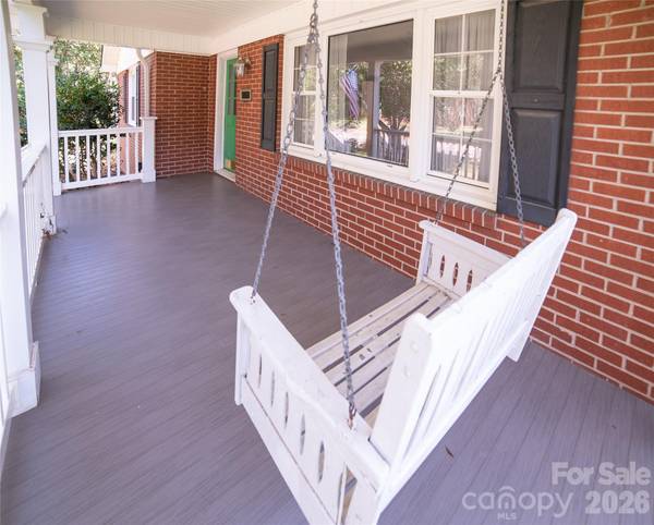 115 N Chestnut ST, Morganton, NC 28655