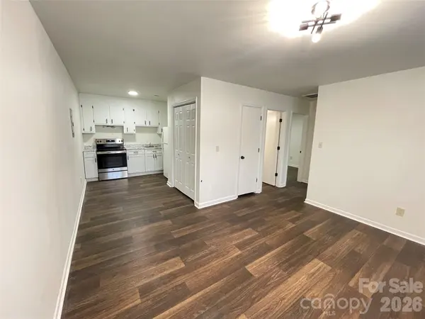 810 S Dalton ST, Gastonia, NC 28052