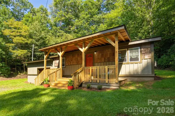 190 Hummingbird LN, Fleetwood, NC 28626