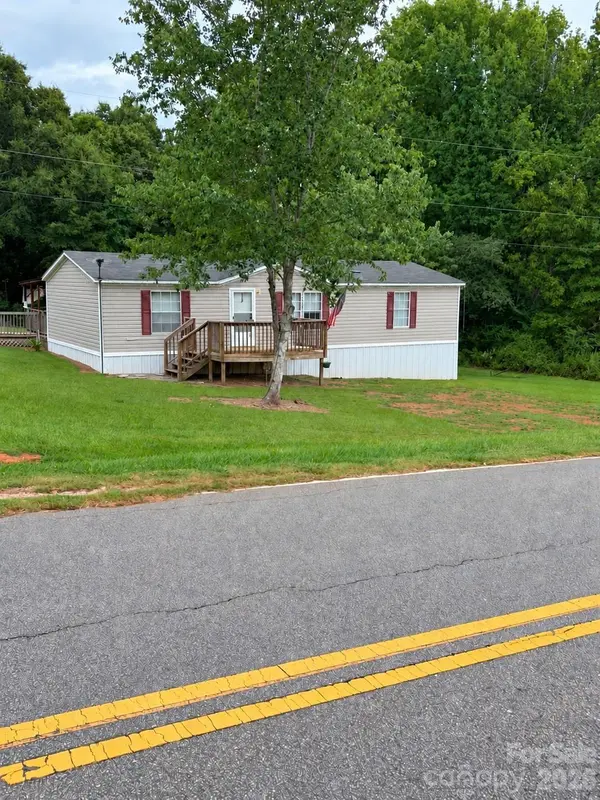 185 Coot Sistare RD, Lancaster, SC 29720