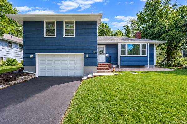 58 Mill LN, Huntington, NY 11743