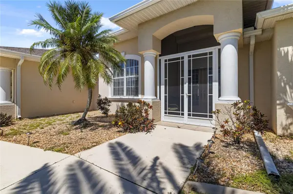 40 CLUBHOUSE CT, Rotonda West, FL 33947