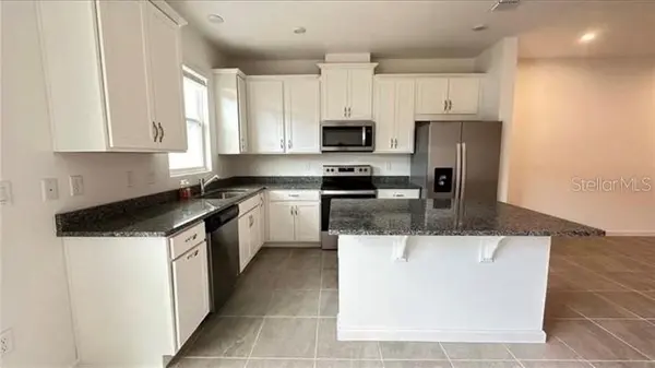 1152 LAKESHORE BREEZE PL, Kissimmee, FL 34747