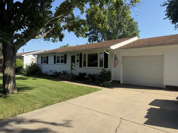 Address not disclosed, East Moline, IL 61244