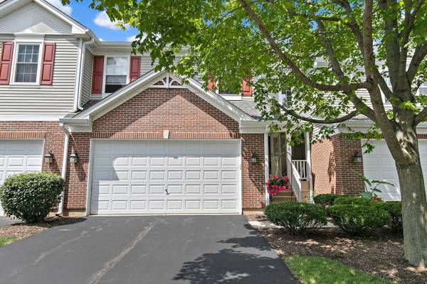 244 Lineas LN #244, Geneva, IL 60134