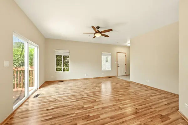 2051 Village View DR, Yorkville, IL 60560