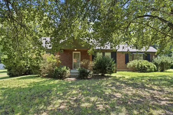 2310 Milton Dr, Nashville, TN 37216