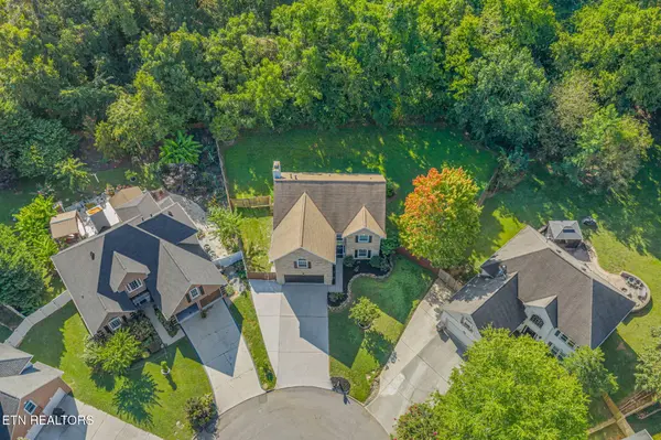 8101 Tamarack Rd, Knoxville, TN 37919