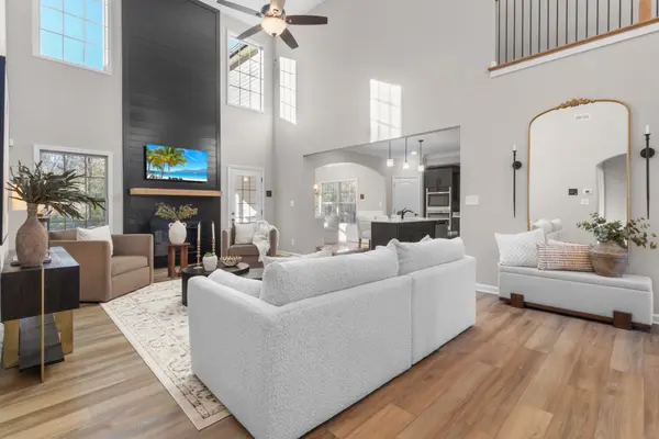 356 Piedmont Ct, Clarksville, TN 37043