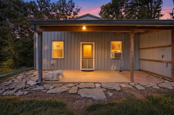 474 Bartlett Hollow Rd, Petersburg, TN 37144