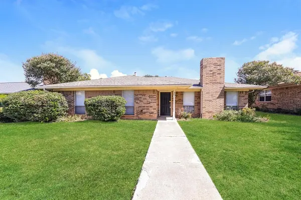 1841 College Parkway, Lewisville, TX 75077