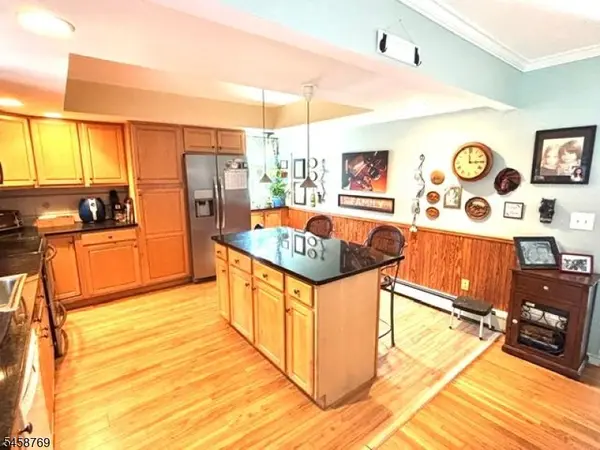 30 Woodlawn Ter, Jefferson Twp., NJ 07849