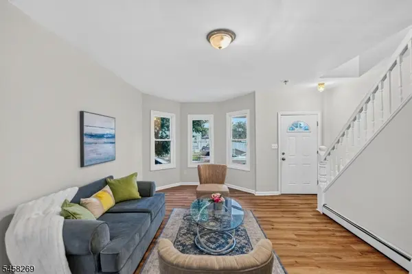 265-7 Sanford St, East Orange City, NJ 07018