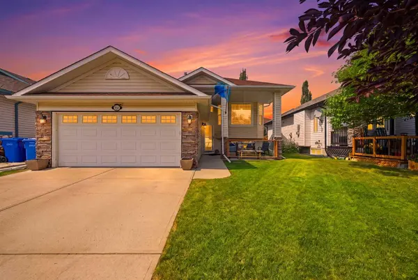 285 West Creek Springs SPGS, Chestermere, AB T1X 1N7